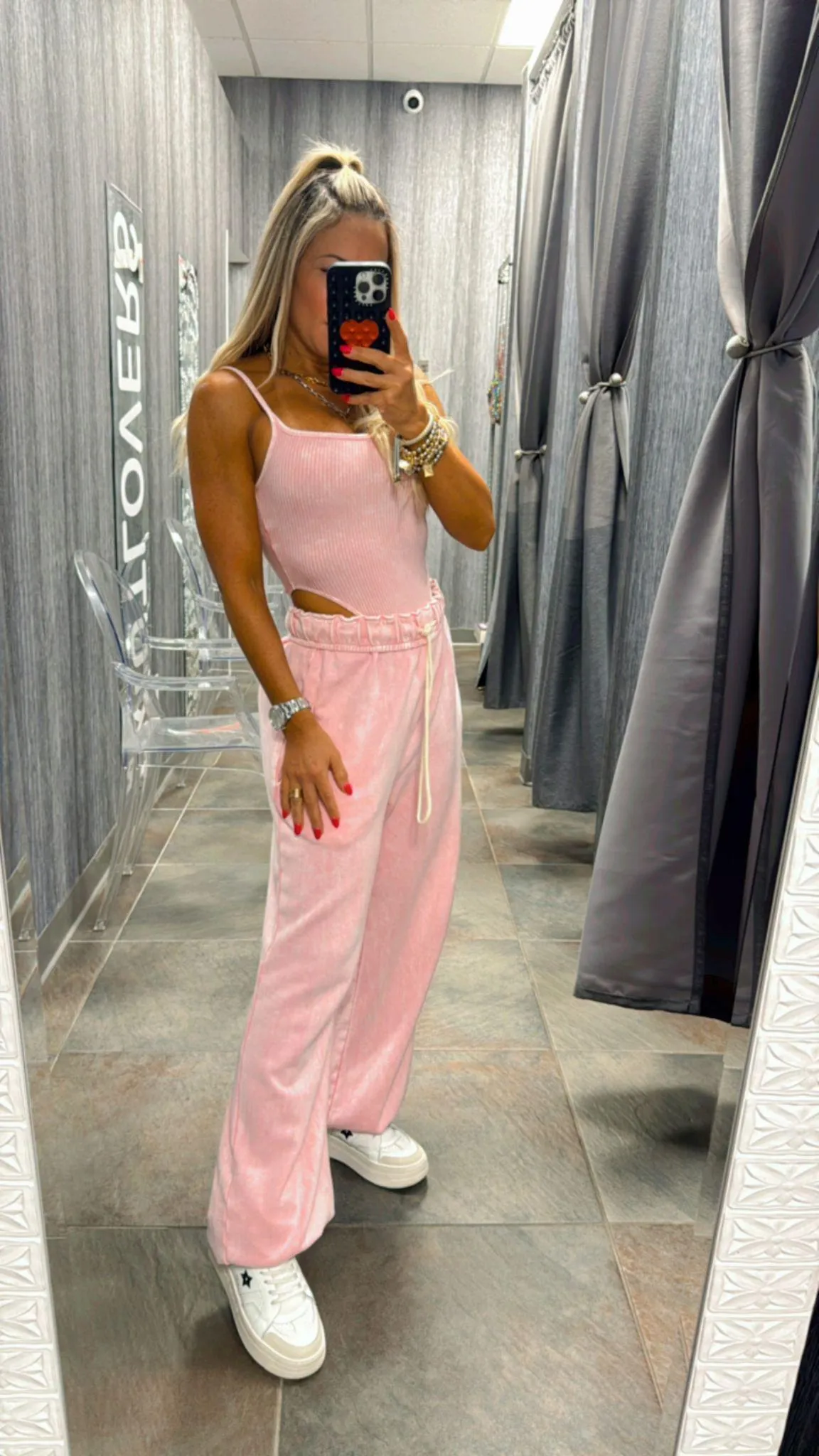 3372 Body and oversized sweatpants set